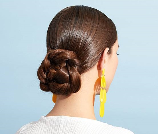Easy hairstyles for new moms 
